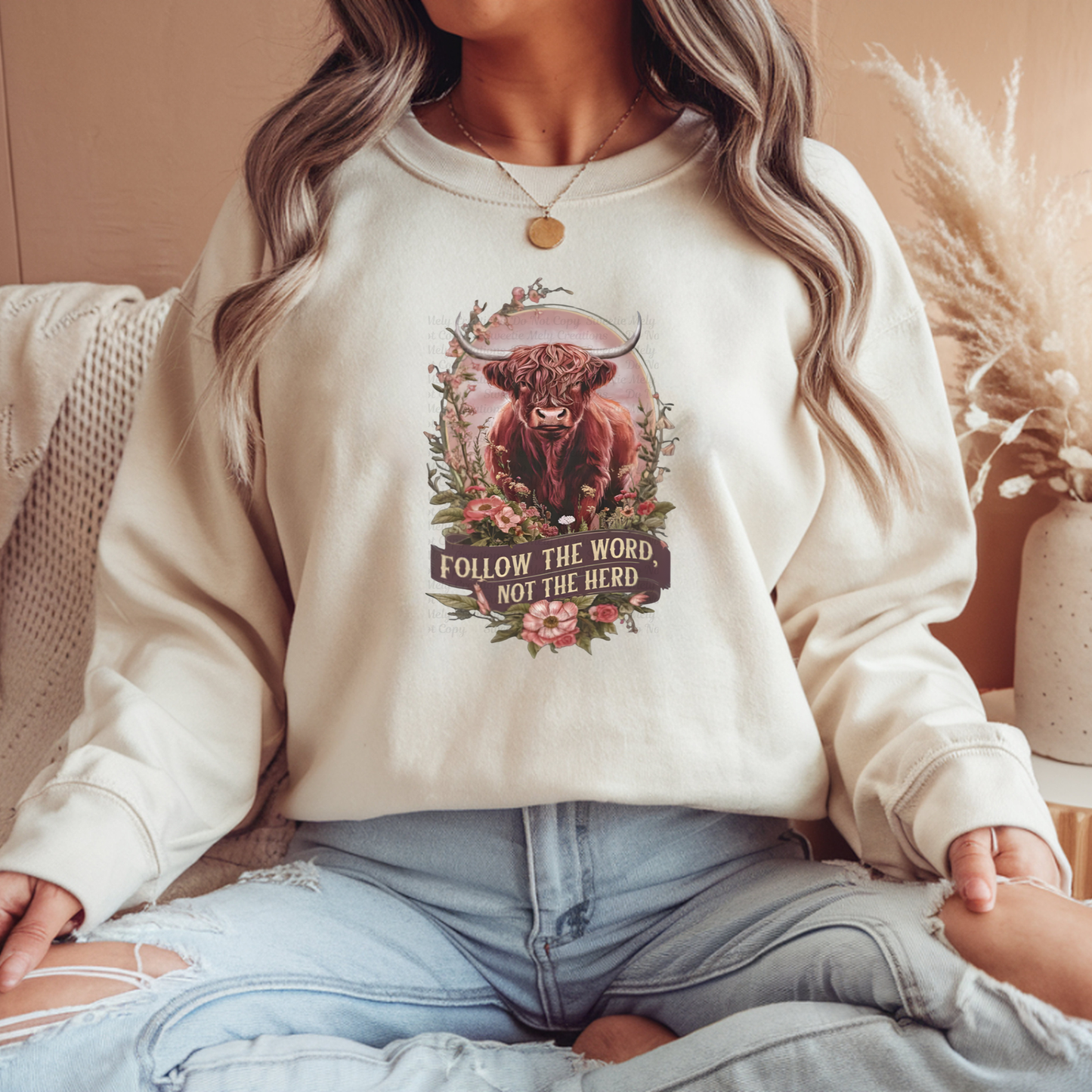 Follow the word Crewneck